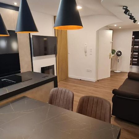 Atico De Diseno En El Centro Leilighet Oviedo Eksteriør bilde