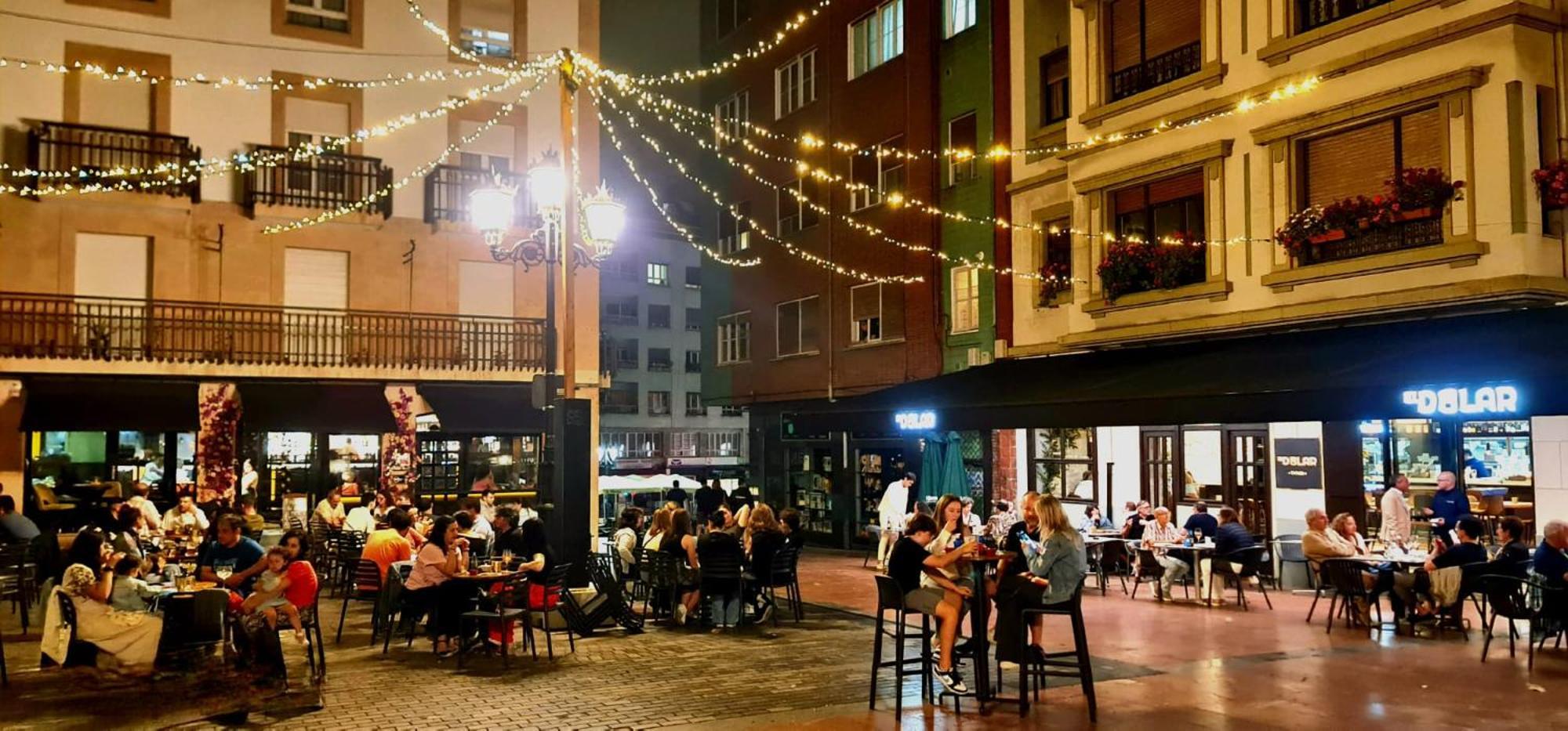 Atico De Diseno En El Centro Leilighet Oviedo Eksteriør bilde